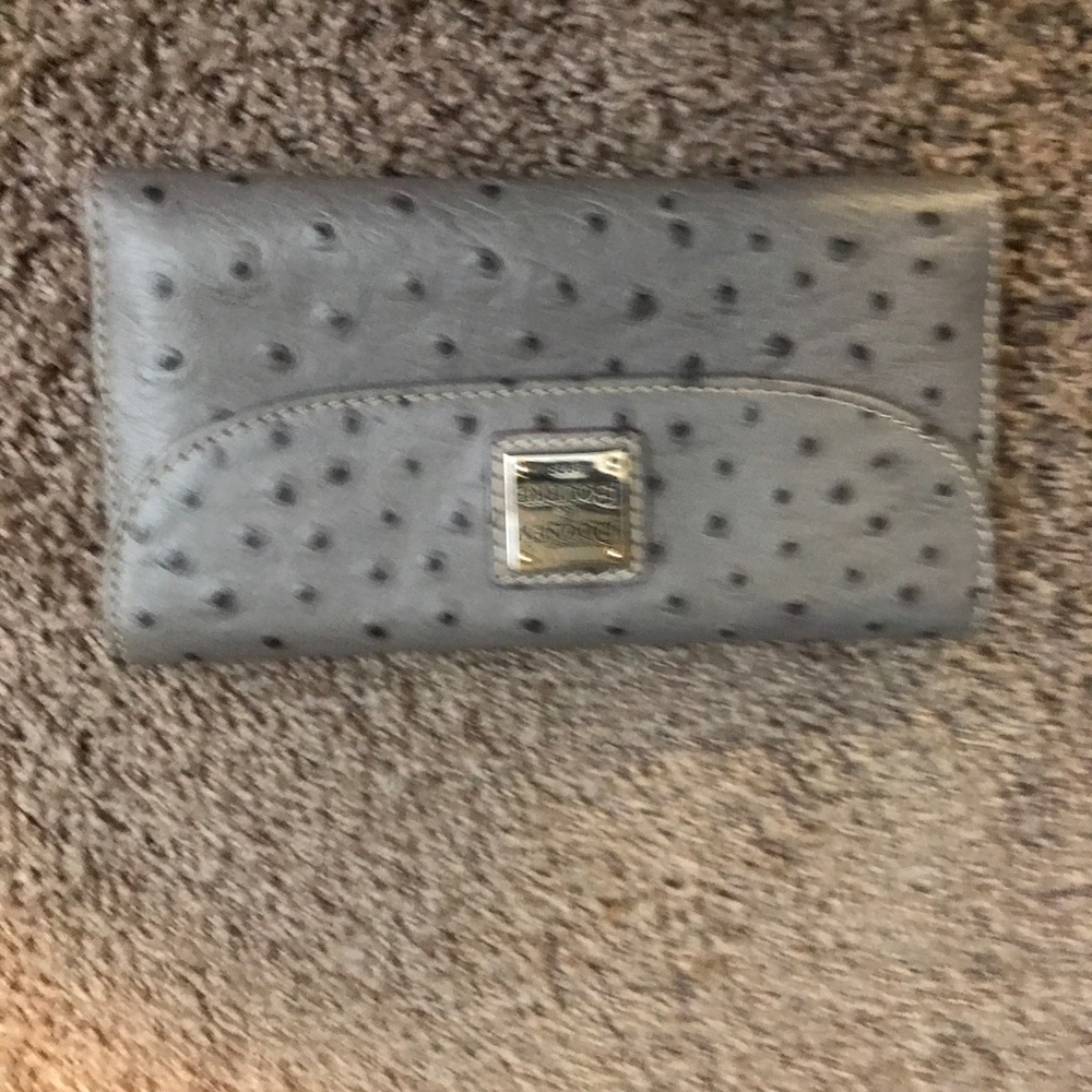Dooney & Bourke ostrich wallet